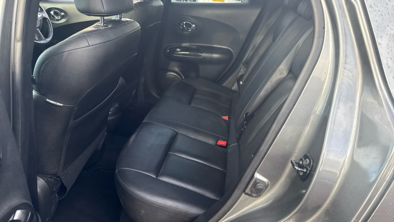 Nissan Juke 1.2 DiG-T Tekna 5dr Petrol Hatchback